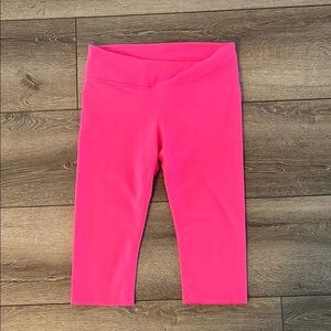Fabletics hot pink crop leggings size small